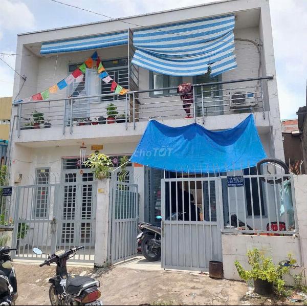 Bán nhà 1 lầu 2 căn đôi đường Huỳnh Bá Chánh, Xã Tân Kiên Bình Chánh