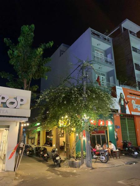 CAFE TỚ 1438 Cần sang gấp vào là kinh doanh ngay tại Bình Thạnh