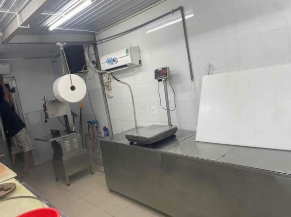 Tuyển NV phile pha lóc cá hồi và cắt thịt bò làm ở Thủ Đức