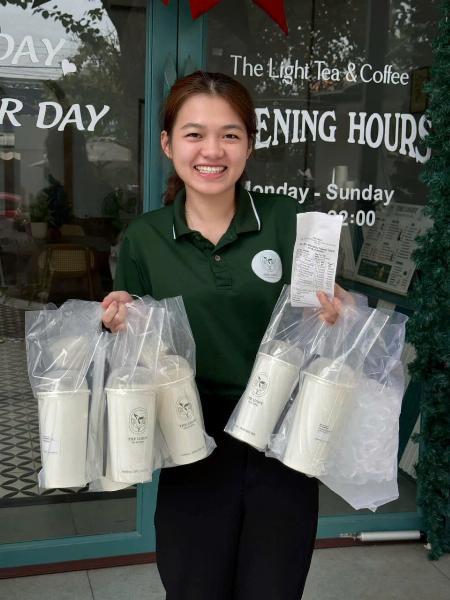 THE LIGHT COFFEE & TEA Q8 tuyển phục vụ pha chế đi làm ngay