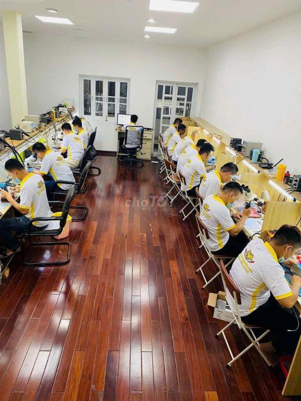HUY CHƯƠNG MOBILE tuyển NV kỹ thuật sửa chữa điện thoại