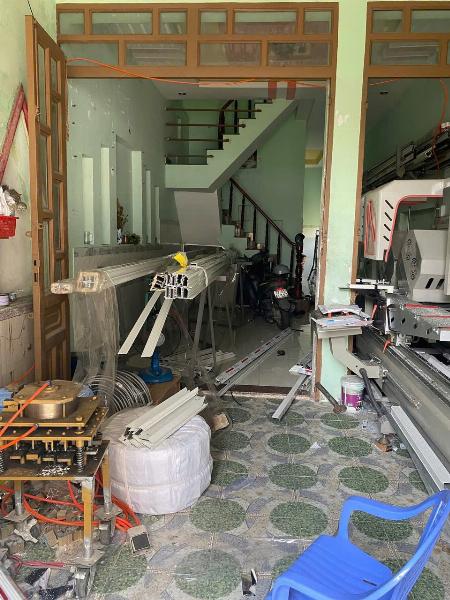Nhôm Kính XD Trung Nam tuyển thợ chính, thợ phụ làm các công trình