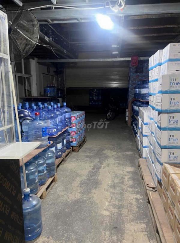 Tuyển NV giao nước bình 19L có chỗ ở lại + cơm trưa 