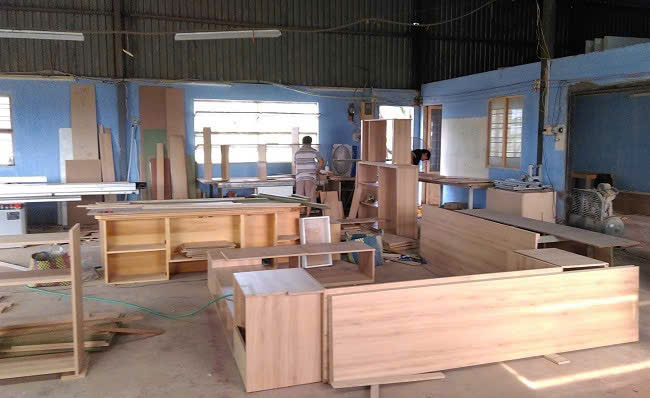 Xưởng nội thất mộc SG tuyển thợ lắp đặt & thợ phụ mộc làm Hóc Môn 