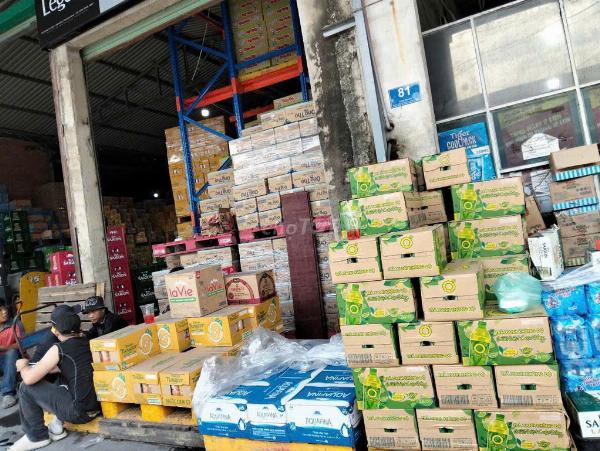 Tuyển bốc xếp & phụ xe nước ngọt , bánh kẹo