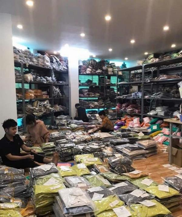 Tuyển NV Nữ xếp hàng đóng gói BAO ĂN Ở làm tại Bình Tân 