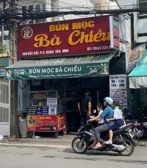 QUÁN BÚN MỌC BÀ CHIỀU tuyển phục vụ, order đi làm ngay 