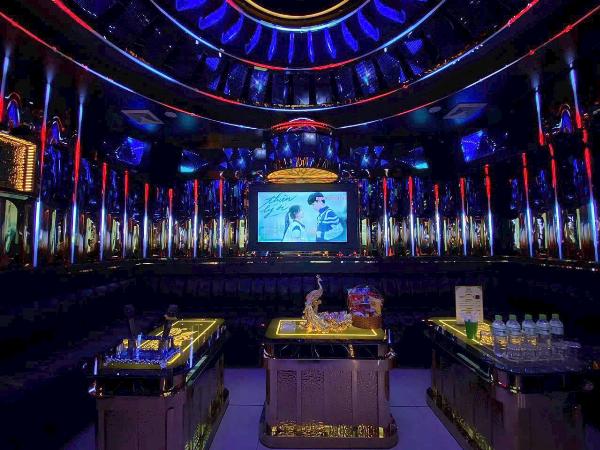 KARAOKE B-BOX 23 Thủ Đức Tuyển bảo vệ, Thu ngân Nữ & phục vụ Nam