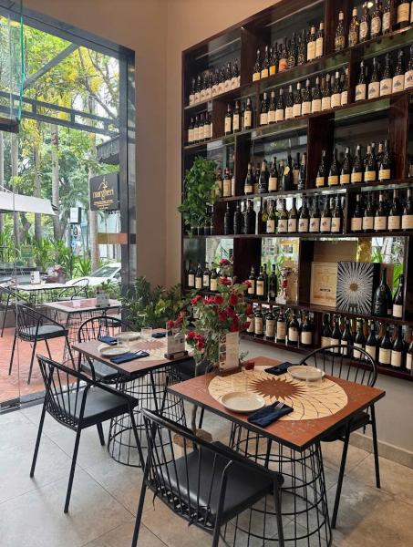 Pizza Margheri tuyển Pizza chef & Phụ Bếp làm ở Q7