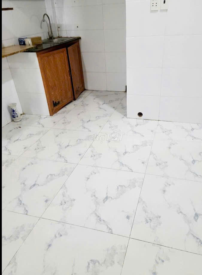 Cho thuê nhà 2 lầu hẻm xe máy Âu Cơ Phường Tân Thành, Tân Phú