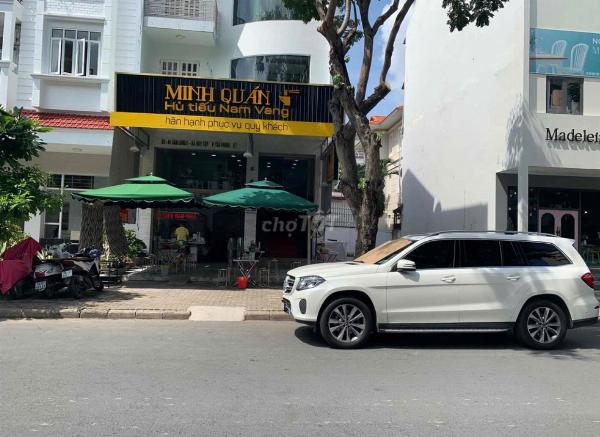 Hủ Tiếu Minh Quán Q7 tuyển 4 phục vụ fulltime & partime 