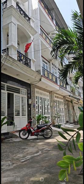 Bán nhà hẻm xe hơi 1 trệt 2 lầu 1ST tại 134/24 Thạnh Lộc 27 Q12