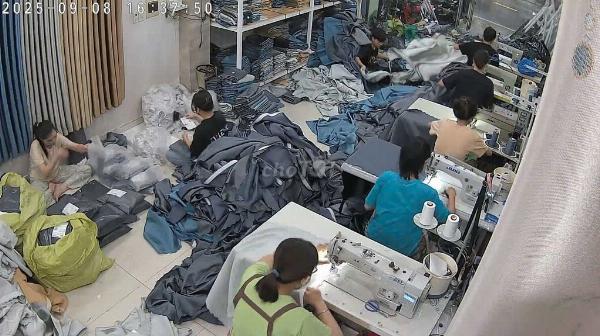 CTY RÈM CỬA Tuyển 2 LĐPT gấp & cắt vải làm tại Q9 