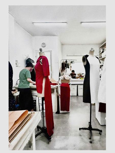 Tuyển thợ may giỏi làm hàng thời trang cao cấp ở Q1