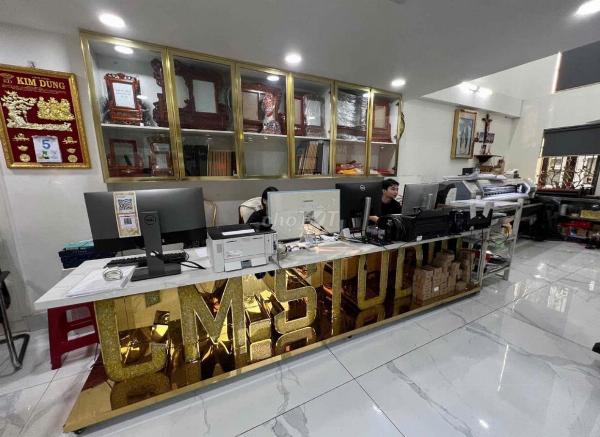 CM STUDIO tuyển NV CSKH làm xuyên Tết tại Tân Bình