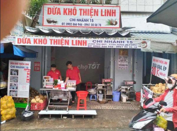 Tuyển NAM bán dừa khô làm tại chợ Tân Quy Q7 