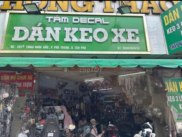 Cần 1 thợ dán keo xe làm việc tại Tân Phú yêu cầu có kinh nghiệm