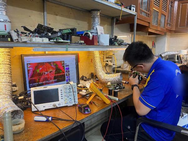 Tuyển NV Kỹ Thuật sửa chữa thiết bị điện tử làm tại Bình Tân 