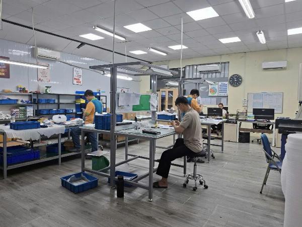 Tuyển vận hành máy phay, máy tiện, NV QC & LĐPT tại Dĩ An 