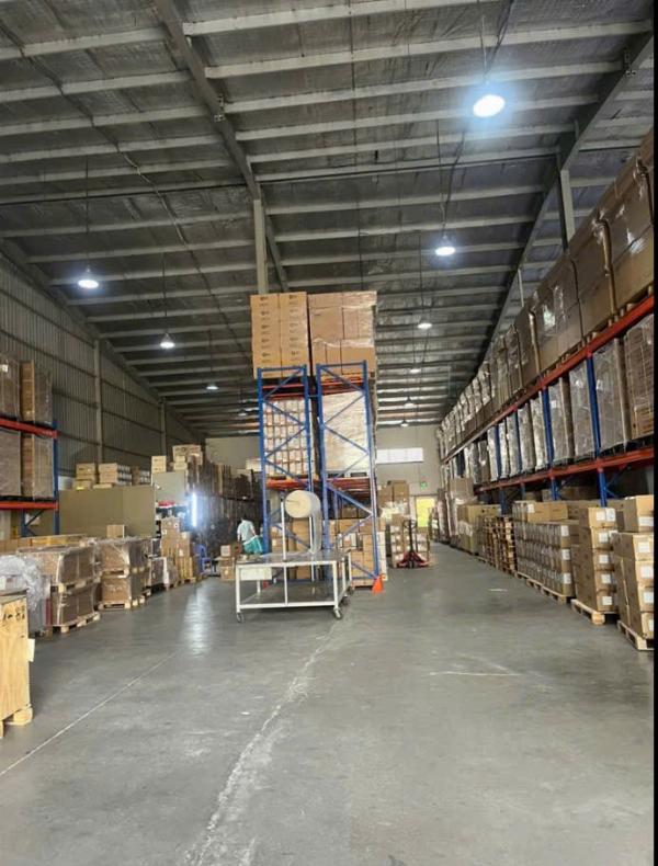 CTY LOGISTICS Tuyển NAM đóng gói soạn đơn hàng