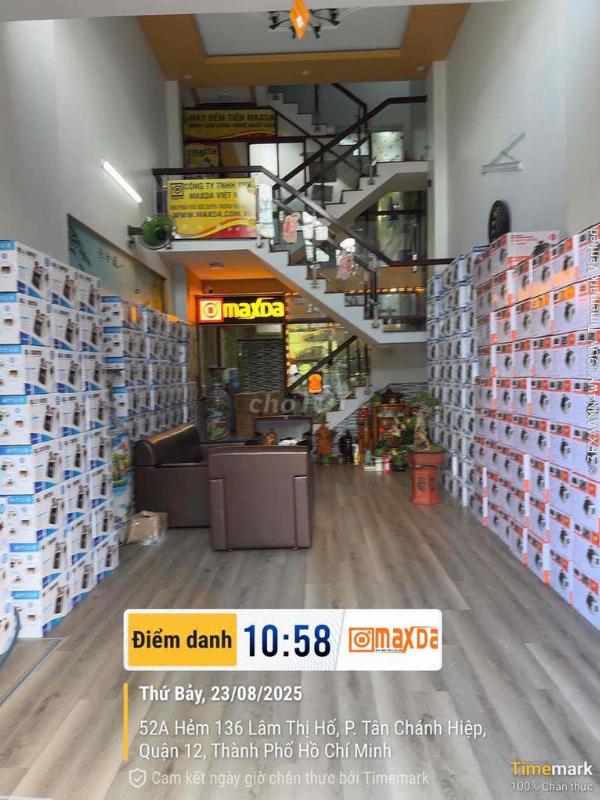 CTY XNK MÁY ĐẾM TIỀN MAXDA tuyển kế toán bán hàng làm tại Q12