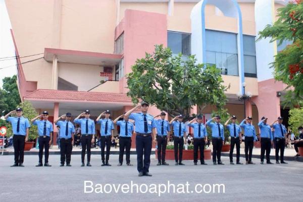 Bảo vệ Hoà Phát tuyển gấp bảo vệ nhà máy Bình Dương BAO ĂN Ở 